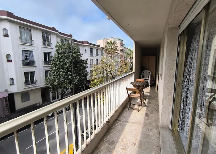 Charme De La Διαμέρισμα Αντίμπ