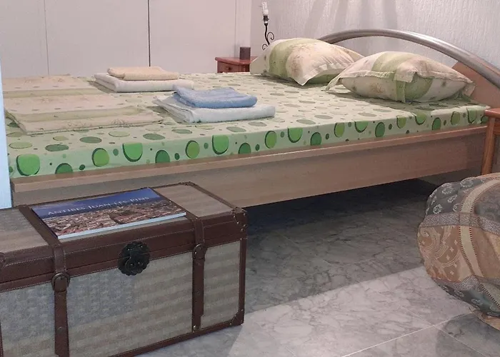 Charme De La Apartment